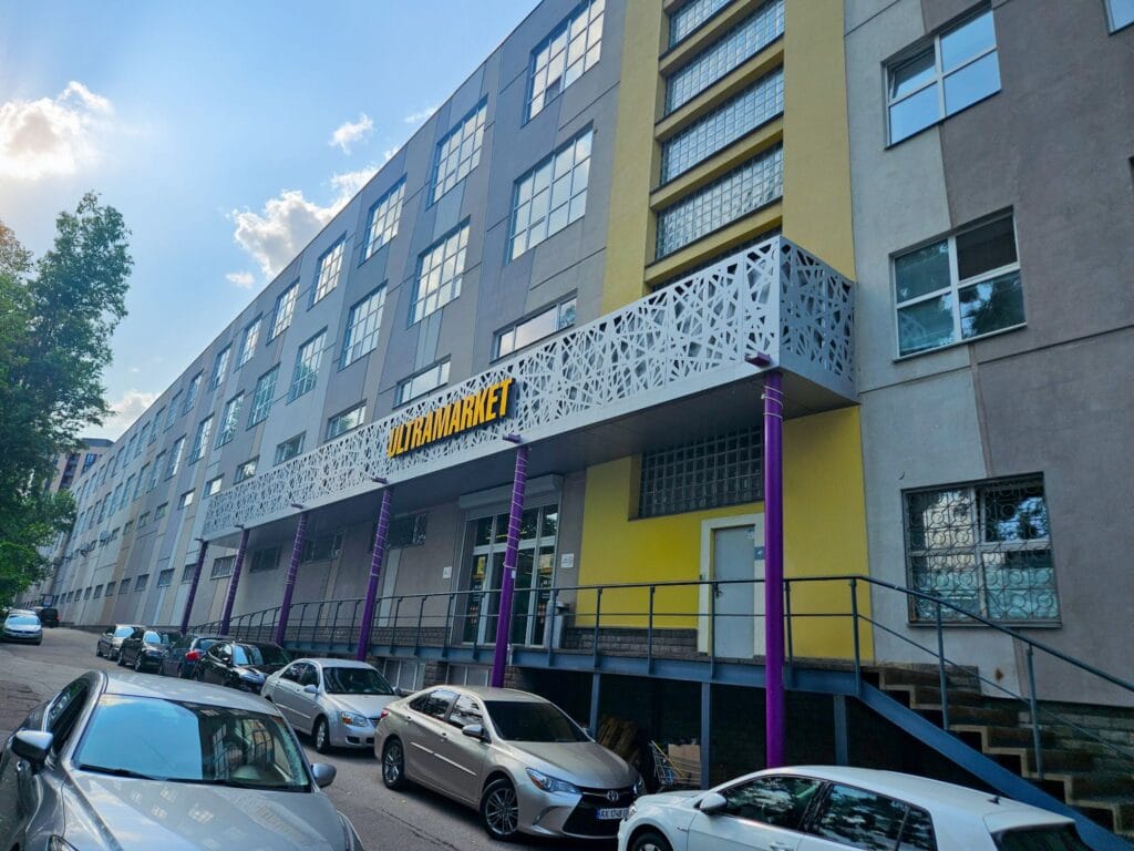 Аренда в бизнес-центре на ул. Монастырского